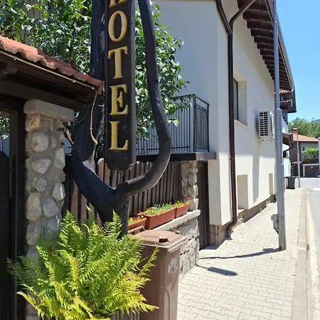 Skabrin Pensionat 2*