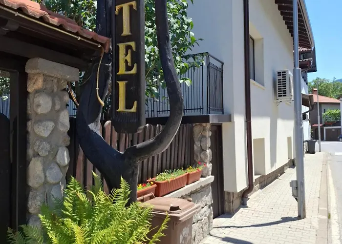 Skabrin Pensjonat 2*