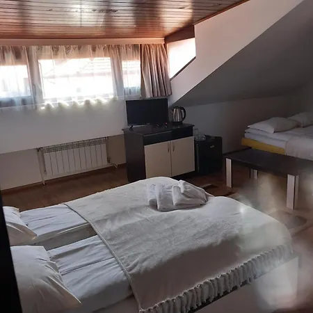 Konukevi Skabrin 2*